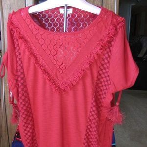 UMGEE Western Shoulder Tie Top With Lace Detail